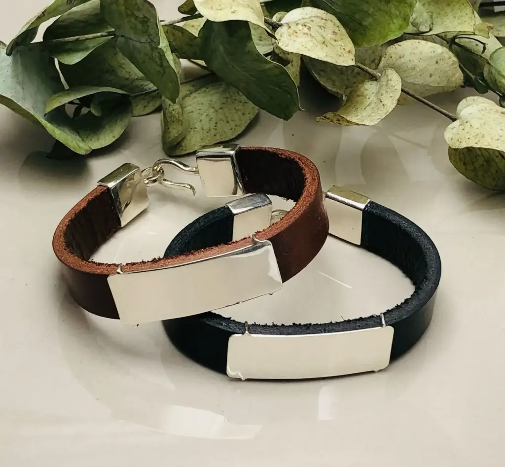 Pulsera cuero grueso con cierre Macizo