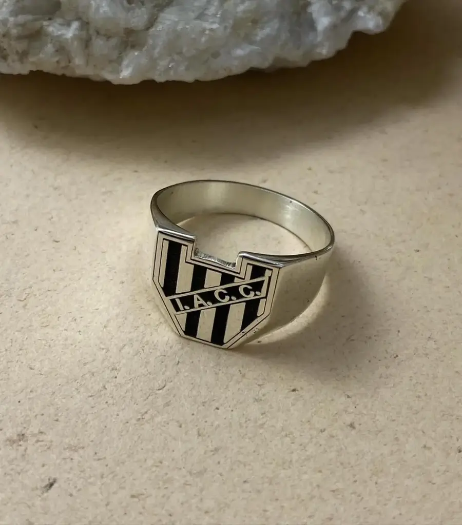 Anillo club instituto