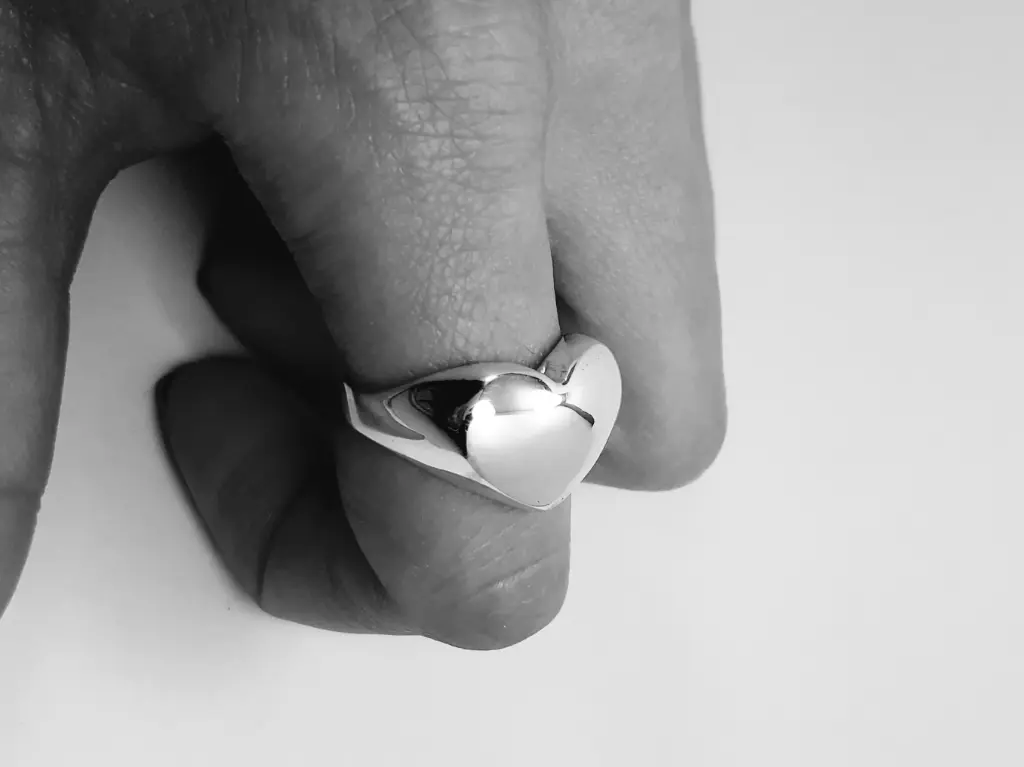 [AF.0026] Anillo Corazón Bombé