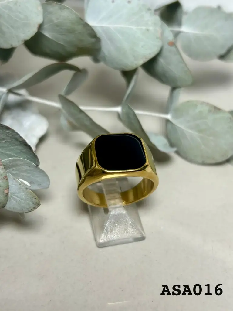 [ASA016] Anillo Sello Dorado piedra negra 