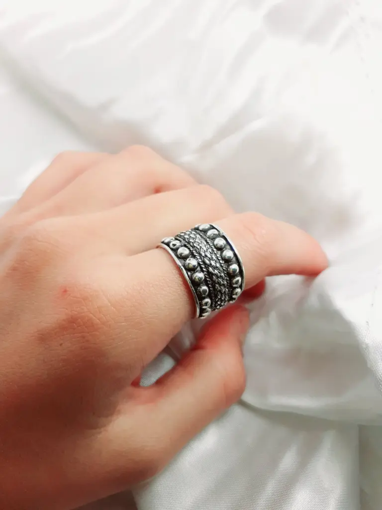 [PM.00008] Anillo cinta hindú