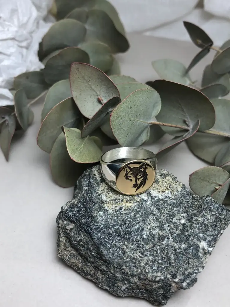 Anillo sello Loba